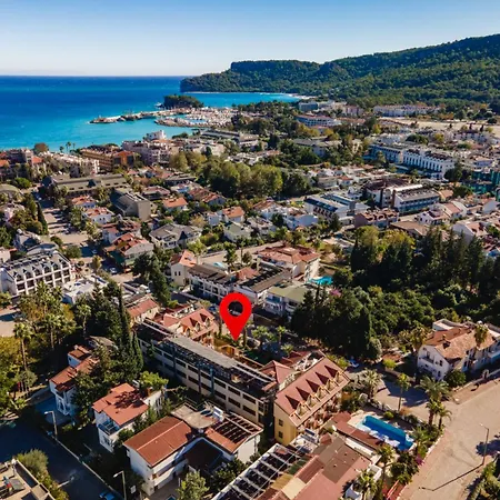 Hotel Astoria Park & Selection 4*