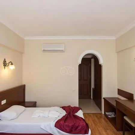 Hotel Astoria Park & Selection 4*